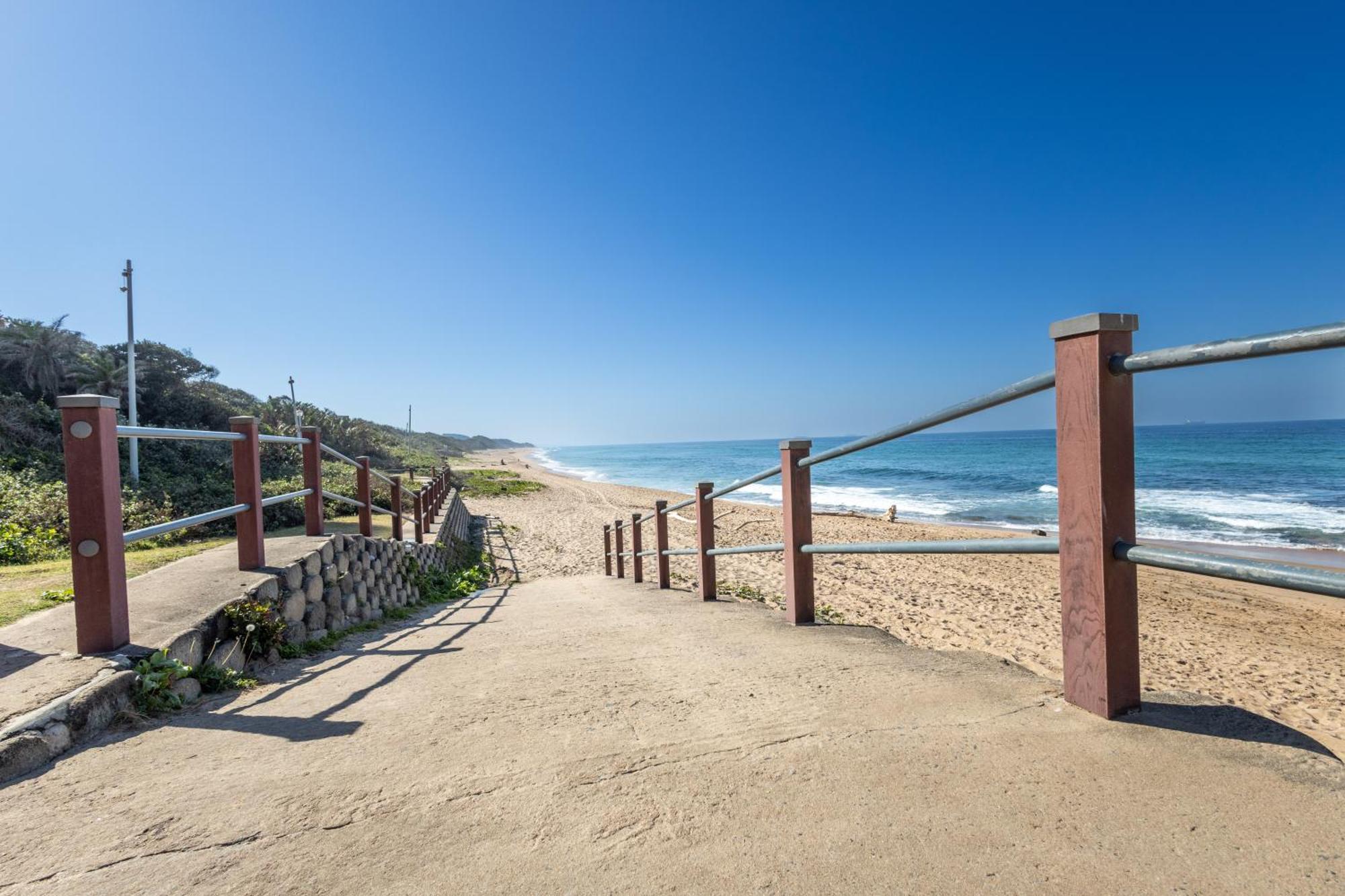 803 Bermudas - By Stay In Umhlanga Durban Extérieur photo