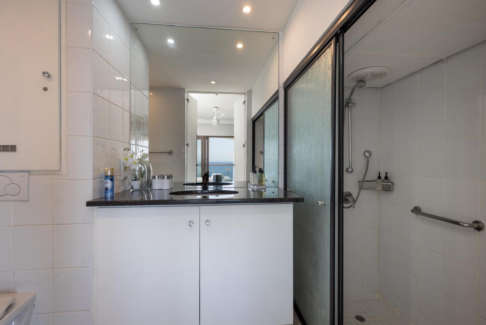 803 Bermudas - By Stay In Umhlanga Durban Extérieur photo